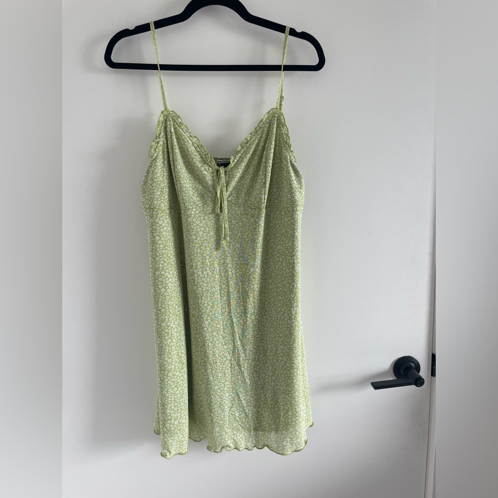 American Eagle Light Green Floral Spaghetti Strap Dress